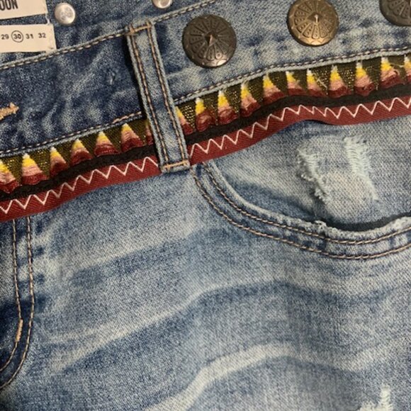 One Teaspoon Unique Baggies Slouchy Distressed Western Women's Jeans - Size 30 - Picture 2 of 6